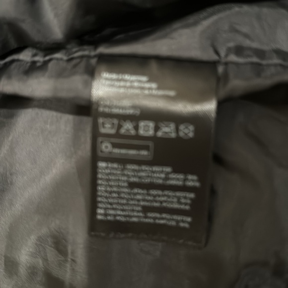 Boys pleather black jacket size 14y by H & M. Worn a few times - Picture 3 of 4